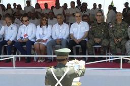 Abinader encabeza desfile cívico militar en conmemoración del 159 aniversario del Grito de Capotillo